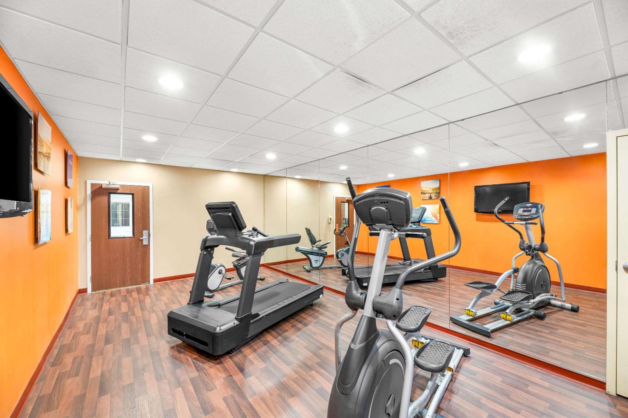 Comfort Suites Orlando Airport Экстерьер фото