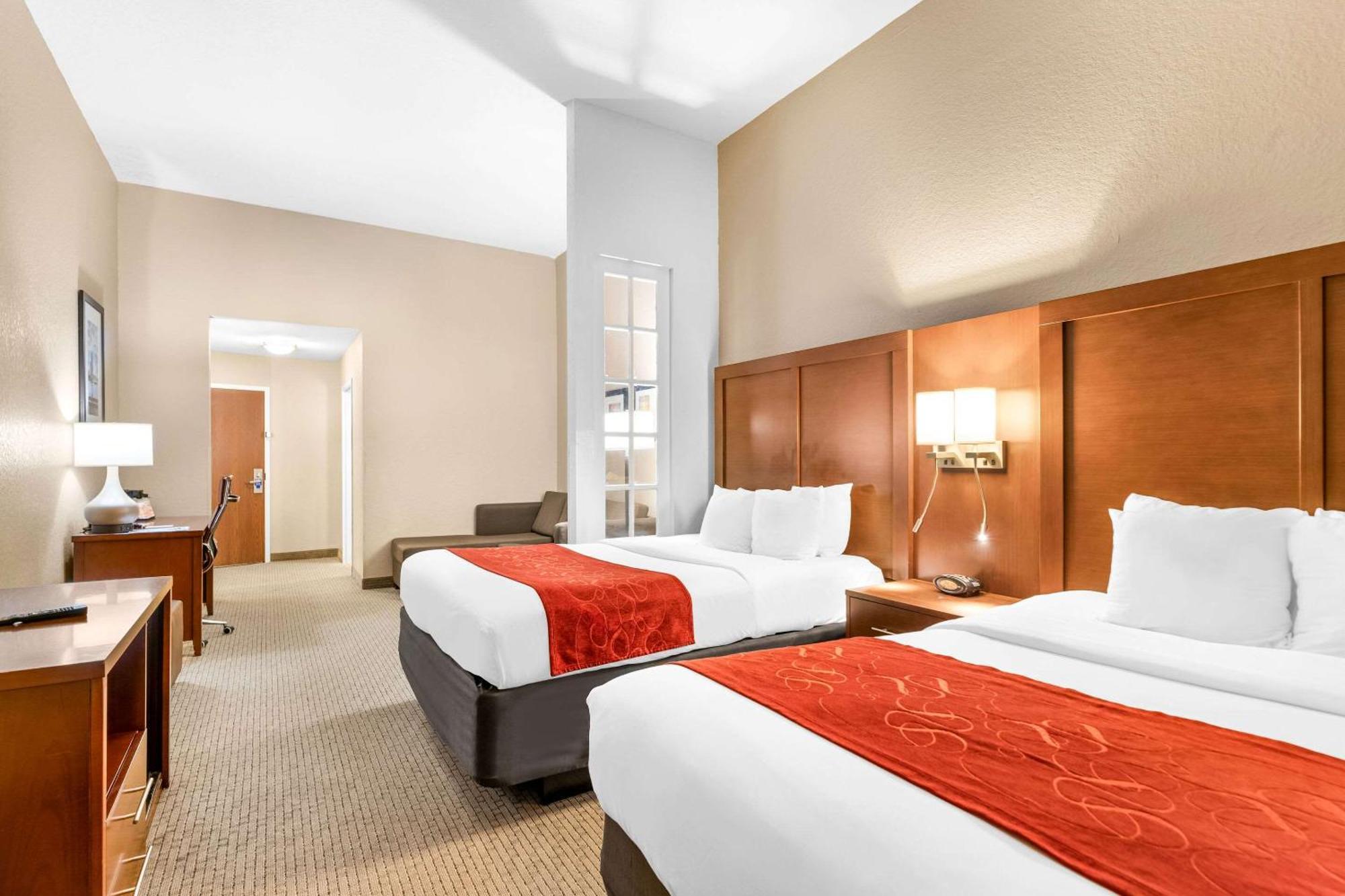 Comfort Suites Orlando Airport Экстерьер фото
